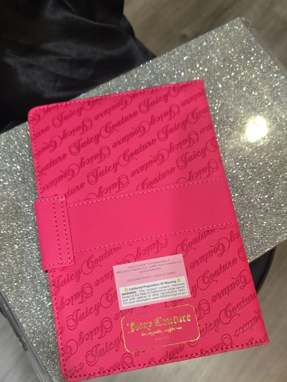 Juicy Couture Home Signature Logo Gold Foil Lips  Embossed Journal w/Heart Pen